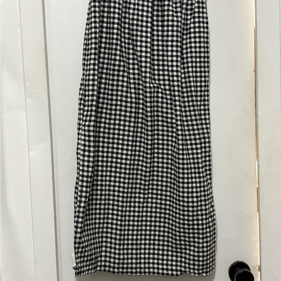 GAP Monochrome Checkered Pencil Skirt - Picture 2 of 6